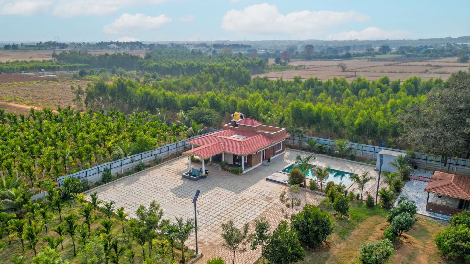 Courtyard Banyan Rustic 2 BHK villa