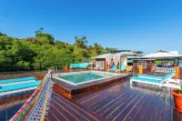 Coral Wing Casitas
