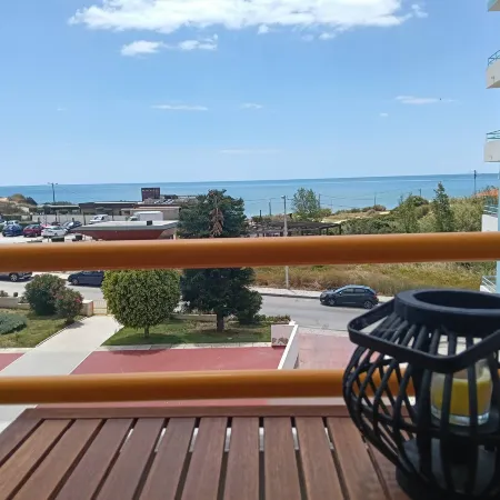 Max Crib Sea View Apart with AC and Garage