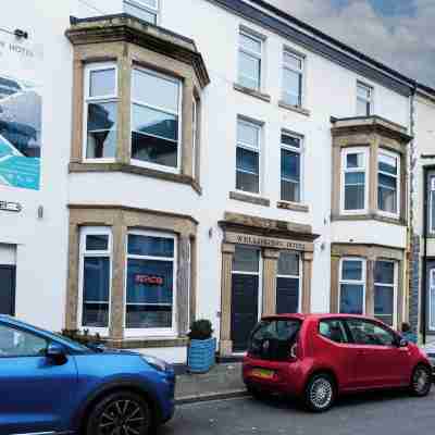 The Wellington Apart Hotel by Guestz Hotel Exterior