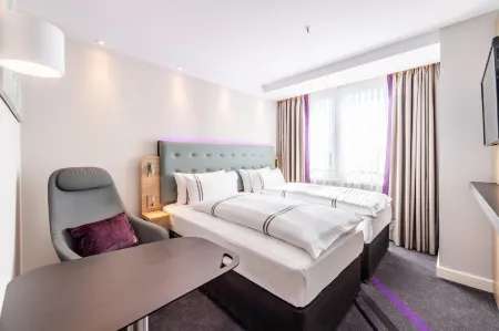Premier Inn Koln City Sud