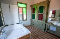 Latibule Macaron Guest House - Pensions