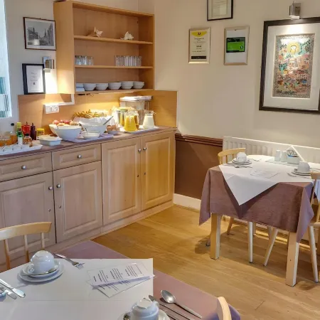 The Sportsview Guest House