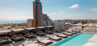 The Londoner Hotel St. Julian's - Bãi biển