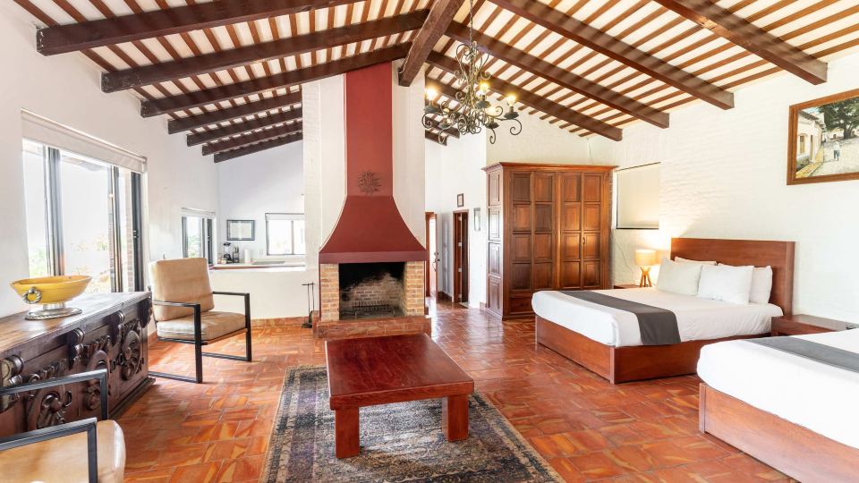 ANANA Rancho San Rafael Villa with Pool Views