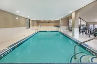 Quality Hotel - Swimmingpools