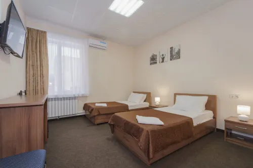 D-Hotel - Inns