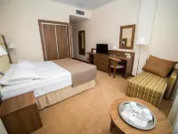 Sunrise Hotel Hotels in Nebug