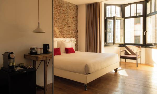 9Hotel Central