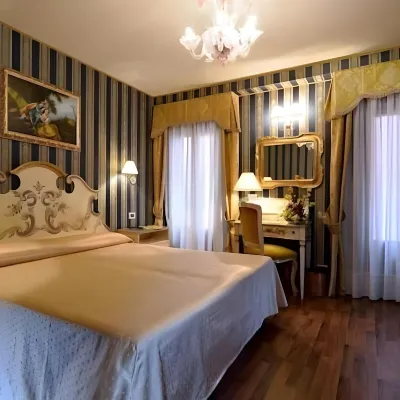 Hotel Lux Hotels near St. Mark's Campanile