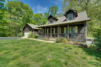 Dale Hollow Hideaway: Fire Pit, Deck, Boat Parking - Boutique