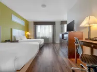 Econo Lodge Inn & Suites Hotels near Crawford