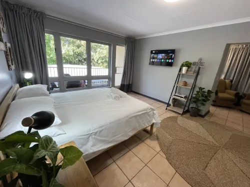 Luxury Stay in Pretoria! Fast Wi-Fi and Free Parking - 프라이빗 풀