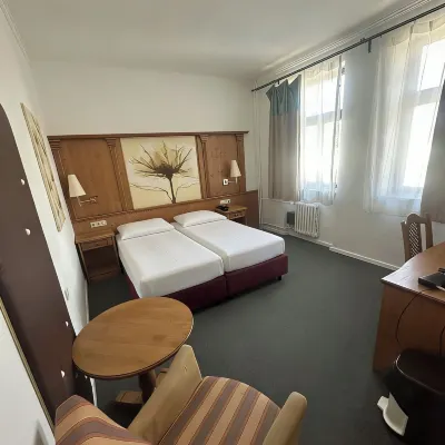 Hotel Braník Hotels near Prague 12