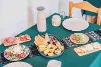Casa Jardim di Sol - breakfast