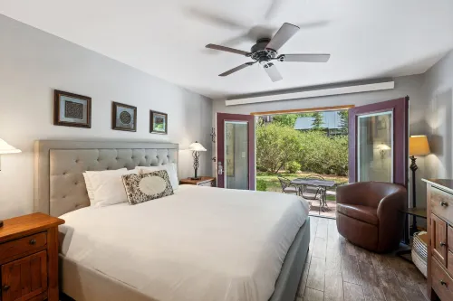 Ground Floor on River Trail, Walk to Ski 1 Bedroom Condo by RedAwning - parking