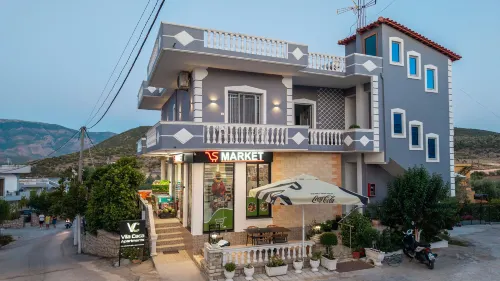 Villa Caca - parking