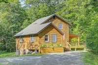 Fishing Pond + Pool! Resort Retreat in Wilmington - Wifi