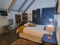 Room-comfortable Accommodation in a Tran - balcony
