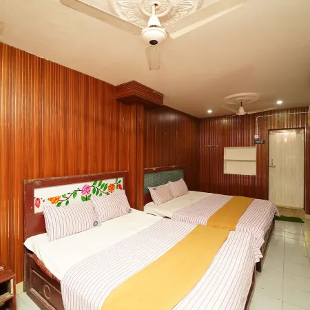 Udhaya Lodge