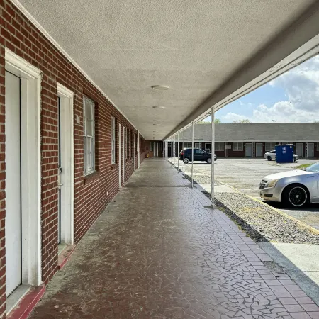 Economy 7 Inn Near Hampton University VA