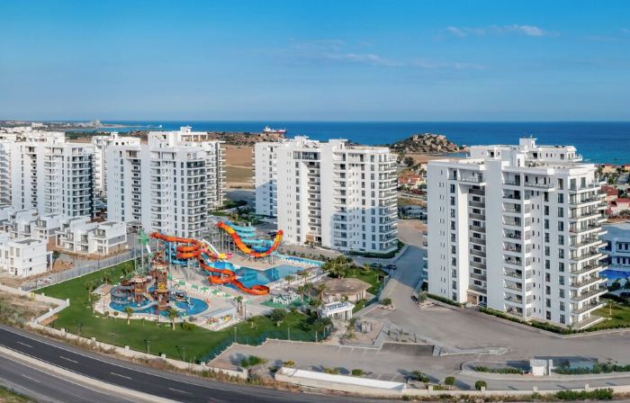 Caesar Blue Seaside Luxury Apartments