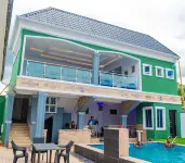 Akure Airport Hotel - Kolam Renang