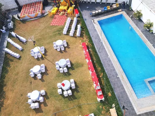 Hotel Shubh Vilas - Private Pools