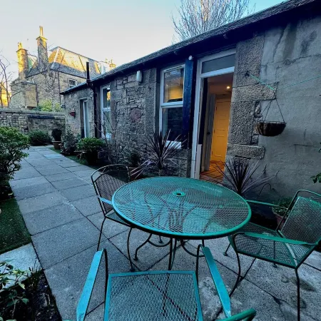 Gifford House