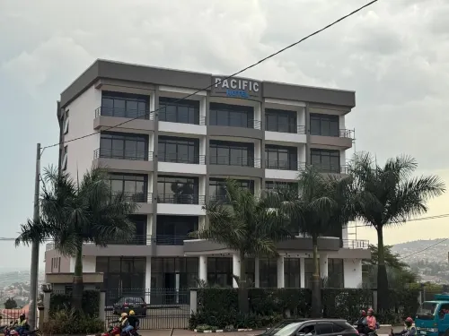 Pacific Hotel - Gym