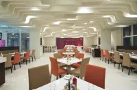 Keys Select by Lemon Tree Hotels, Thiruvananthapuram - breakfast