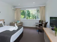 Prom Country Lodge - parking