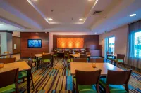 Fairfield Inn & Suites Greenwood - Frühstück