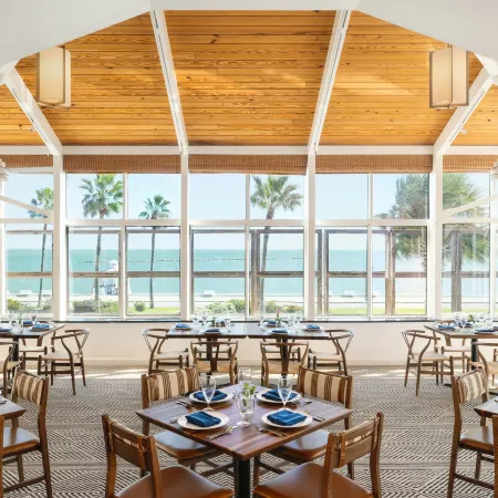Omni Corpus Christi Hotel