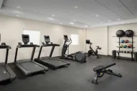 北拉雷多希爾頓欣庭套房酒店 - 健身室/gym room