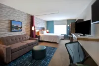 Home2 Suites by Hilton Wichita Downtown Delano - parking