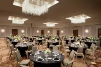 Sheraton McKinney Hotel - Kolam Renang