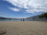 Falcon Resort - Strand
