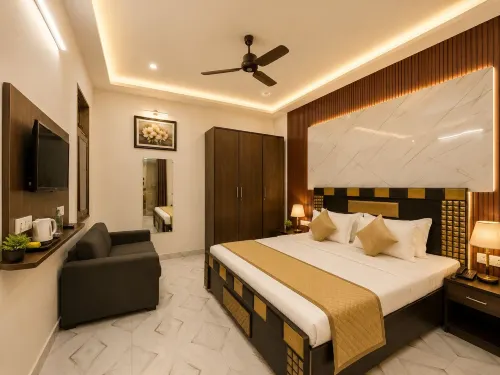 Hotel Kasa Stays Near Pacific Mall - Phòng Gym
