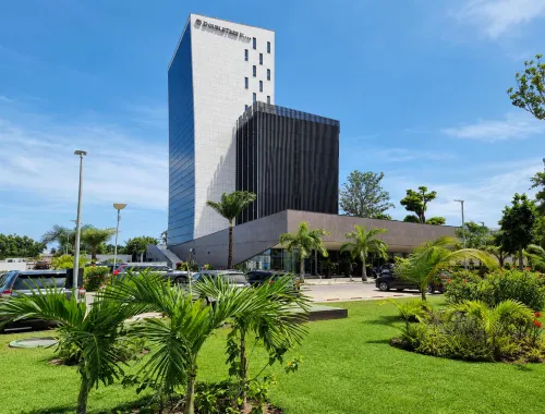 Doubletree by Hilton Pointe-Noire - 4 Sao