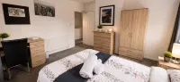 Cathays 6Br Gem: New, Hot Tub, City Close - อ่างจากุชชี่