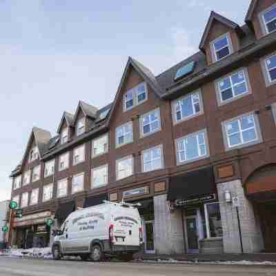 Basecamp Suites Banff Hotel Exterior