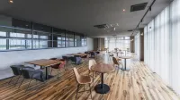 Ola bayfront inn - 2 ดาว
