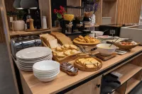 ESPERIA HOTEL - breakfast