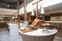 โรงแรม มิราเคิล สุวรรณภูมิ แอร์พอร์ต Miracle Suvarnabhumi Airport Hotel - พร้อมอาหารเช้า