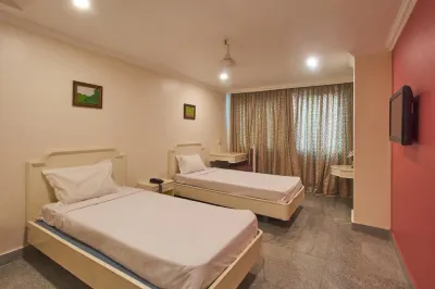 Hotel Oriental Towers Hotels near Sabhali Nayaki Sametha Kailasanatha Temple