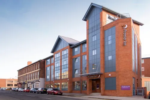Premier Inn Chester (Railway Station) - 3-Star