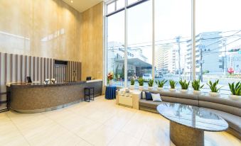 SureStay Plus Hotel by Best Western Shin-Osaka