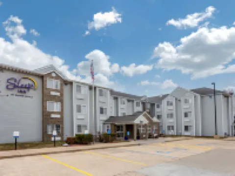 สลีป อินน์ เซนต์โรเบิร์ต-ฟอร์ตเลนนาร์ด วูด โรงแรมในSaint Robert