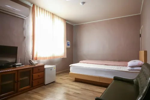 Donghae Royal Motel - 2-stjärniga